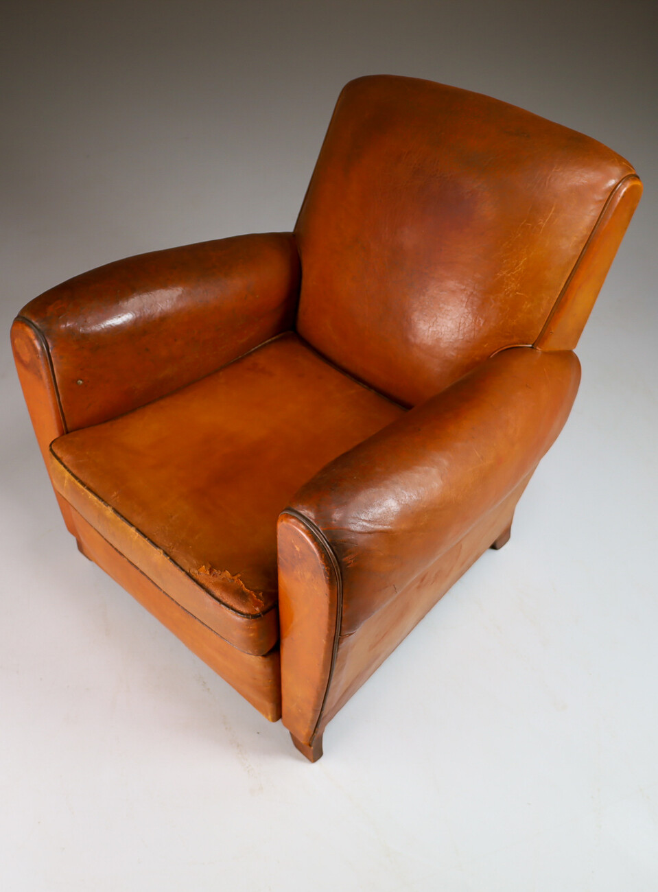 Set/2 cognac leather Art Deco Club Chairs France 1930s Early-20th century