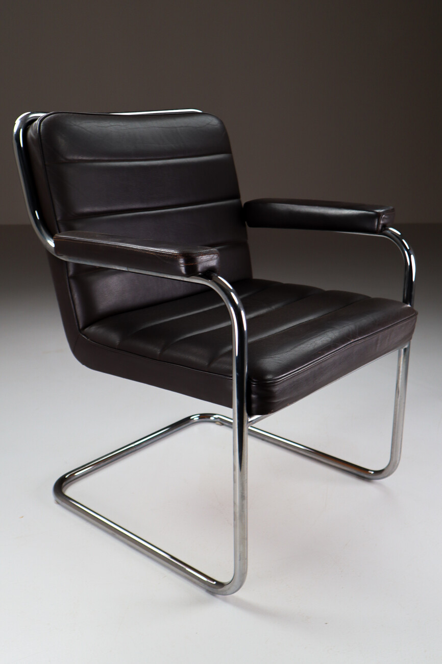 Six Leather and Chrome Thonet Dining Chairs Germany 1970s Late-20th century