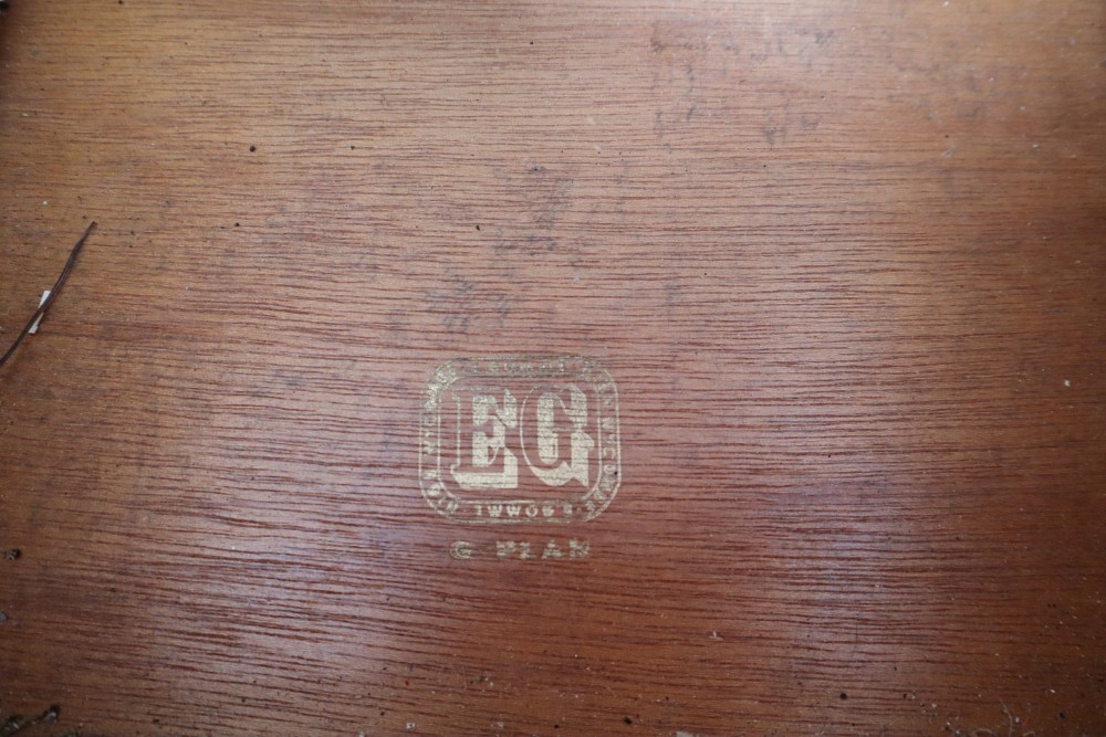 Small Mid Century Modern Teak Bar - Sideboard From G-Plan, 1960s Mid-20th century