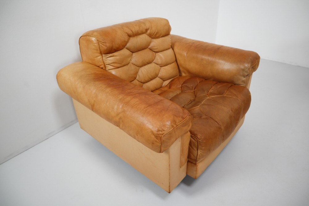 Strong Patinated Cognac Leather Armchair By Robert Haussmann for De Sede DS-P 1960s Mid-20th century