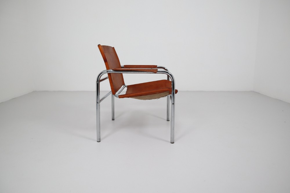  Two Midcentury Tubular Armchairs in Patinated Cognac Leather, France, 1960s Mid-20th century