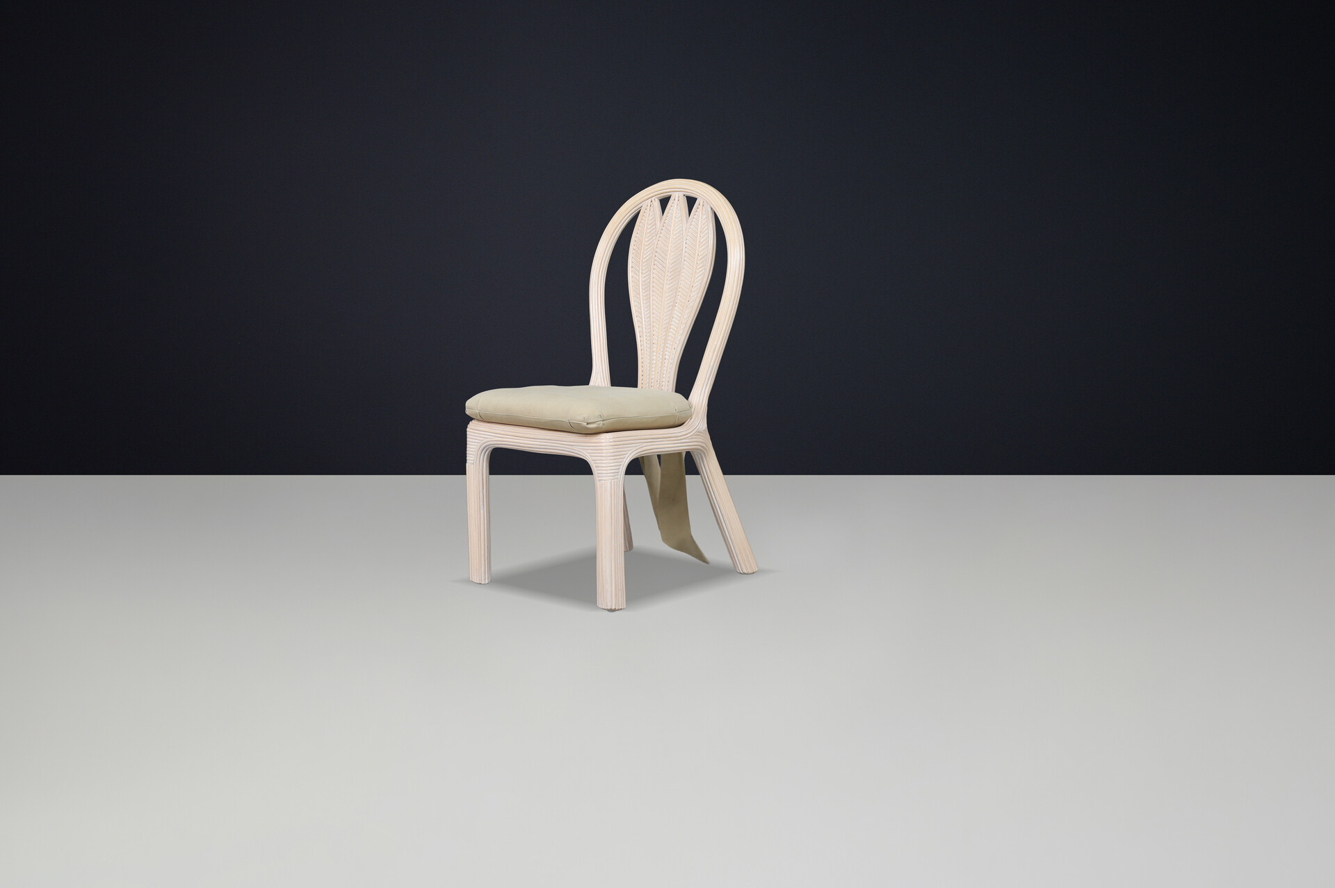 Vintage Vivai Del Sud Dining room chairs, Italy 1980 Late-20th century