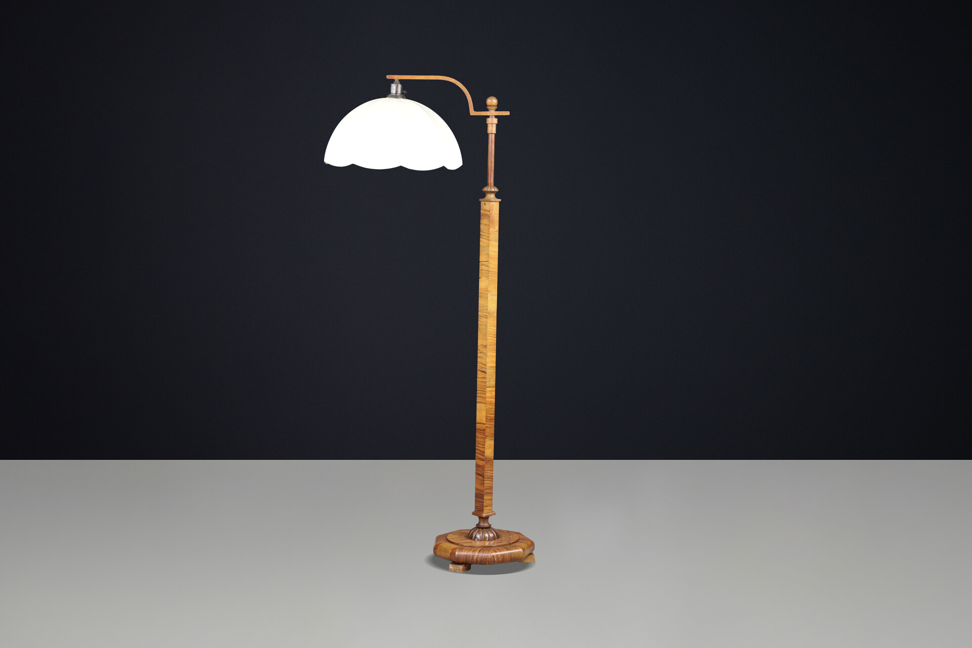 Walnut Art Deco Floorlamp Praque 1920 Early-20th century