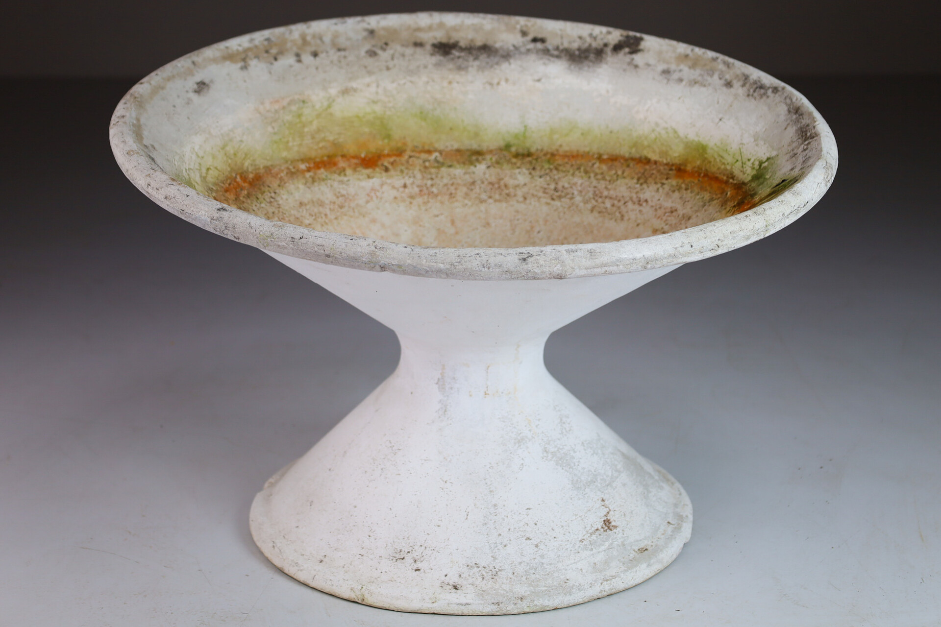 Willy Guhl (tilted model) Planter, Switserland 1970 