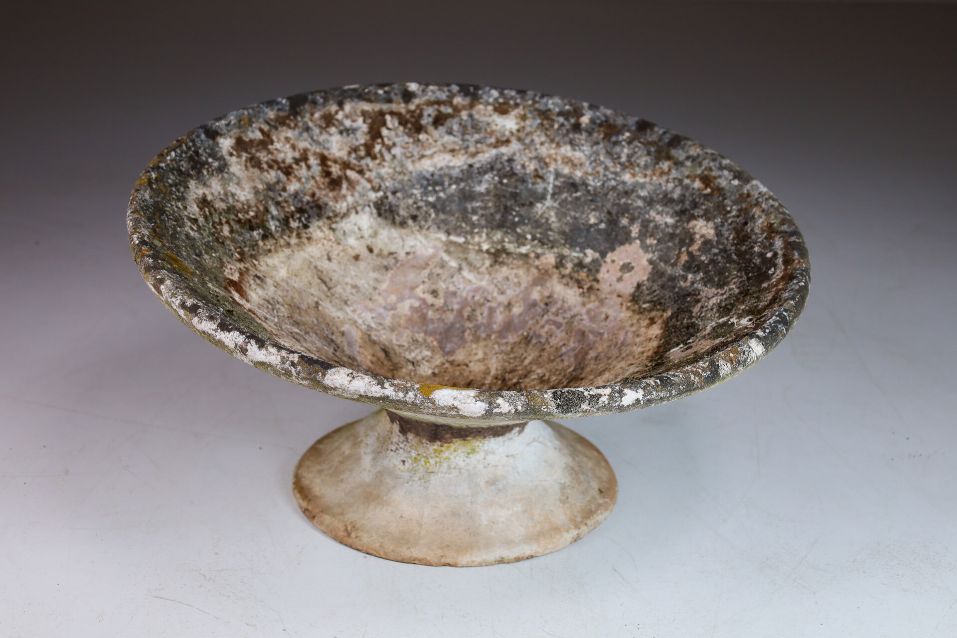 Willy Guhl (tilted model) Planter, Switserland 1970 