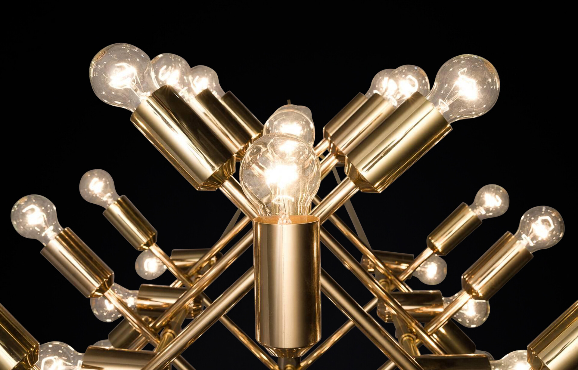 Xl Mid-Century Brass Chandelier with 40 lights, Switzerland 1960s. Mid-20th century